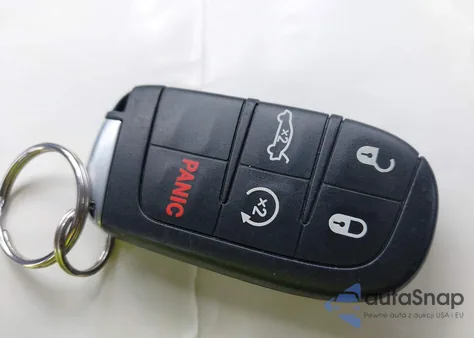 2015 Chrysler 200 Limited из США, поврежденный, VIN 1C3CCCAB9FN600103